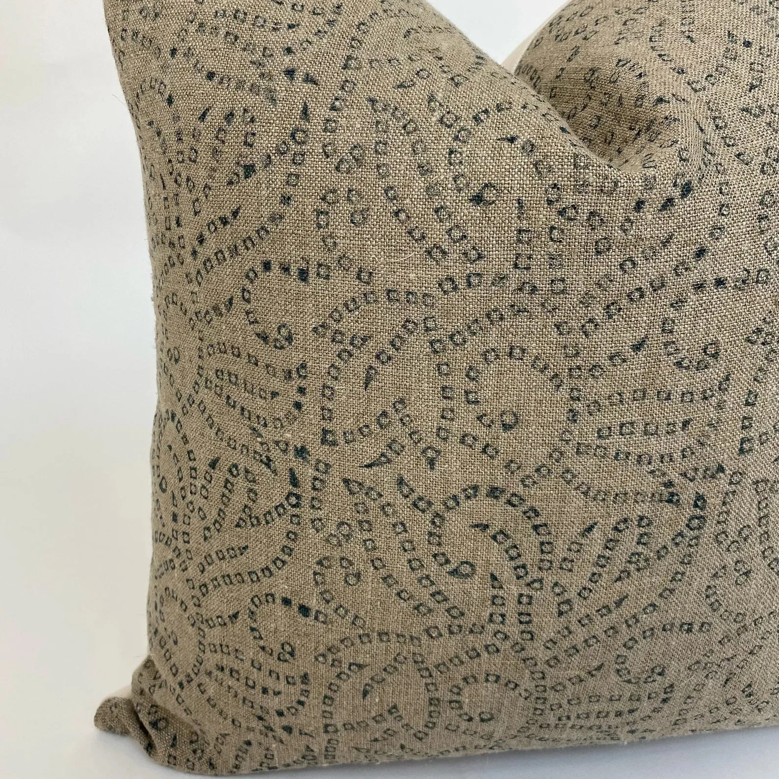 Amy Pillow Set I | 6 Pillow Covers