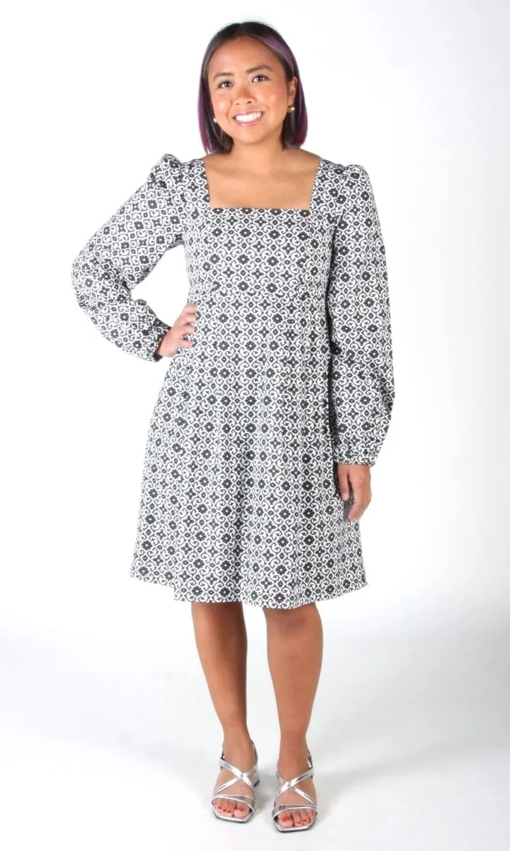 Birds of North America Tailorbird Dress (Quatrefoil)