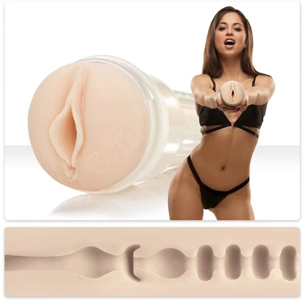 Fleshlight Riley Reid with Utopia Texture