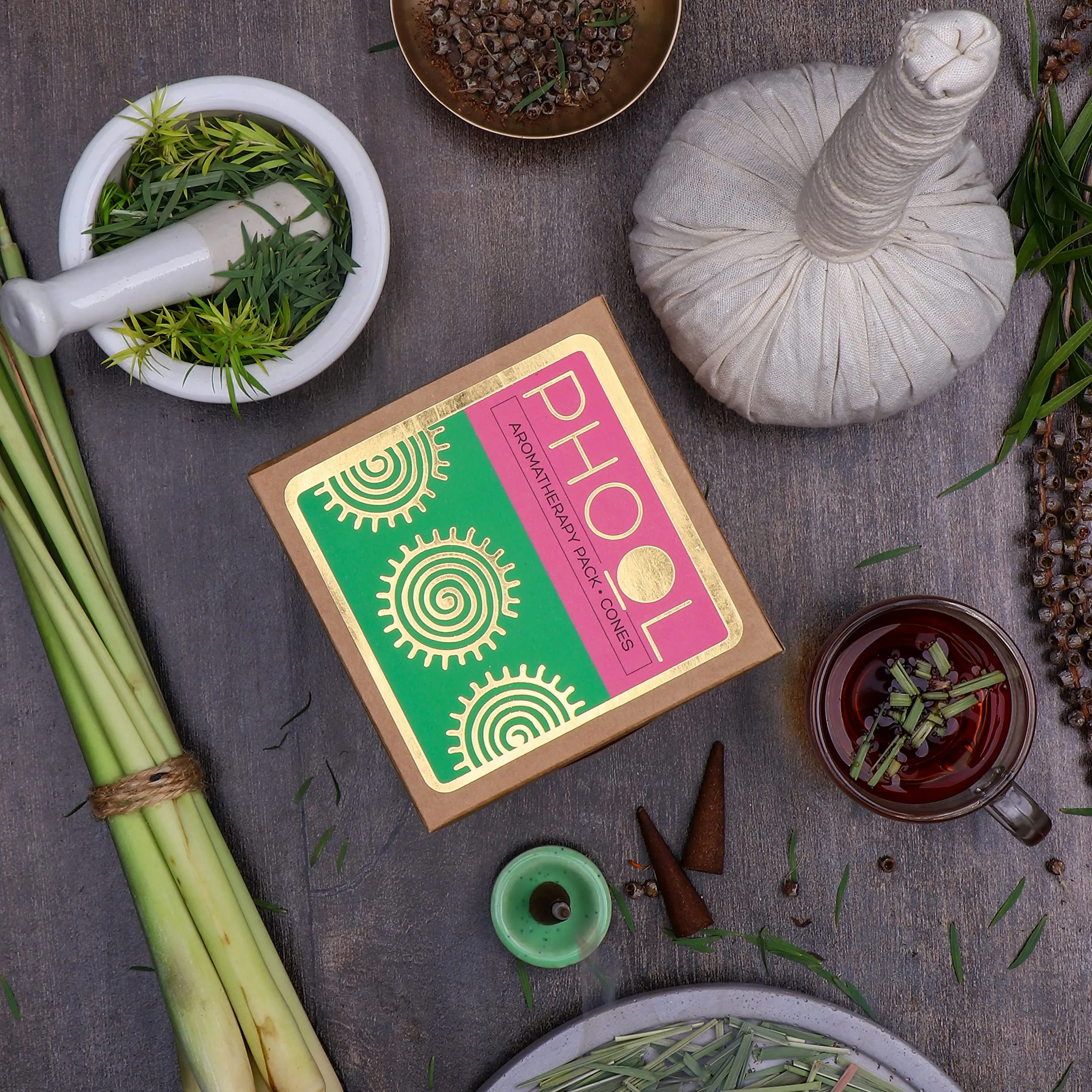 PHOOL LUXURY INCENSE Pack Of 2 Natural Incense Cones, Aromatherapy Pack 80 Organic Dhoop For Aromatherapy |Tea Tree And Lemongrass 2 Free Ceramic Holder | Dhoopbatti |100% Organic (500 Gms)