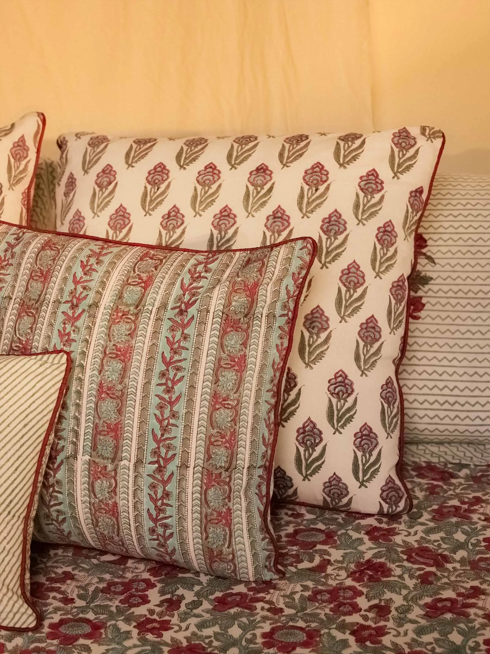 Songbird 16" x 16" Cushion Cover
