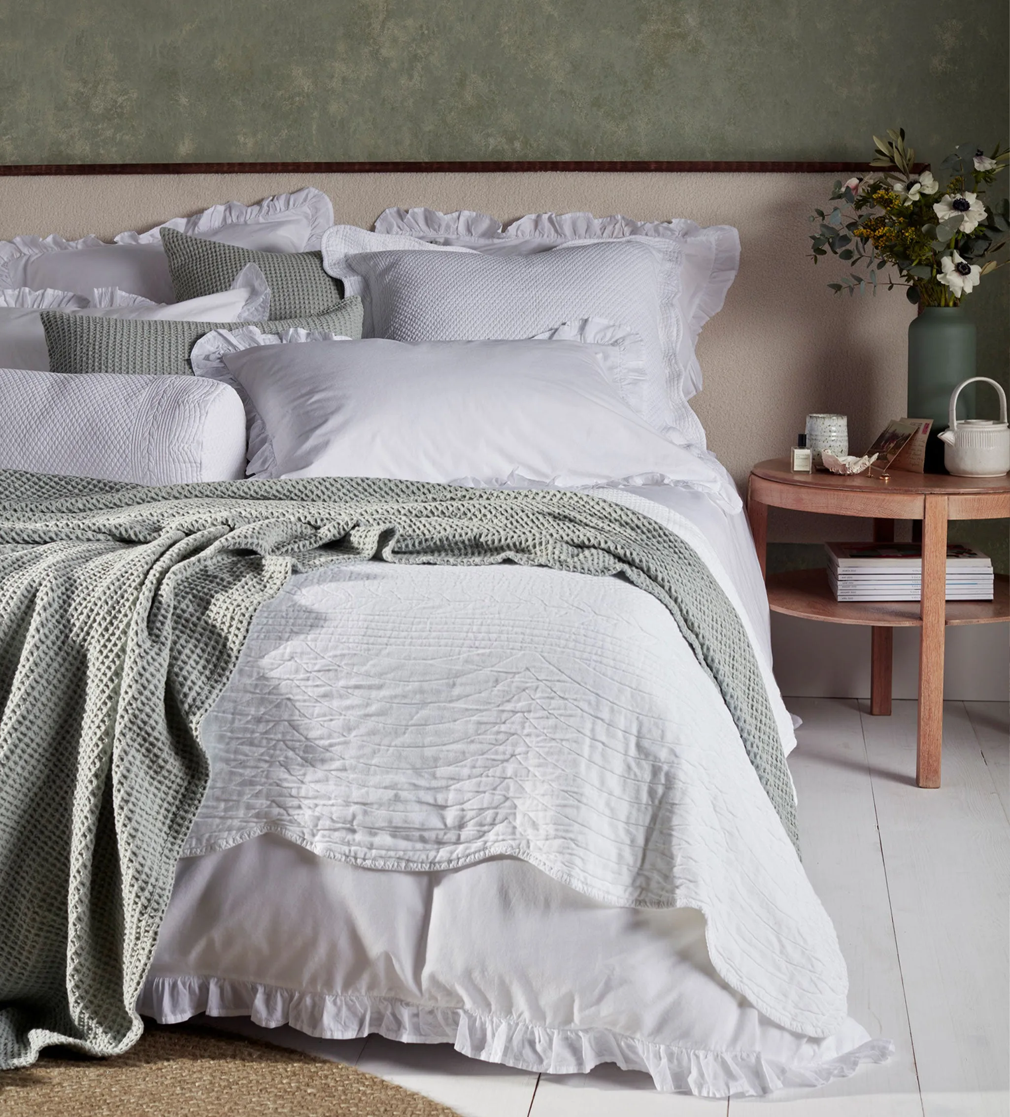 White Verity 100% Cotton Cushion Cover and Bedspread